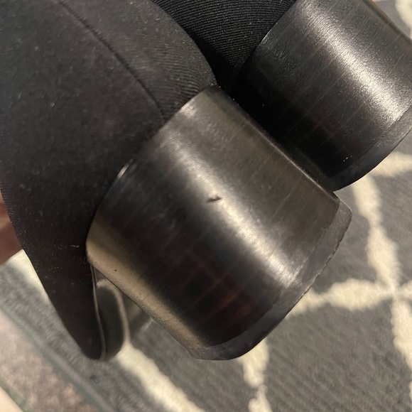 Vintage Salvatore Ferragamo Black Canvas Pumps Size 8 - Picture 9 of 11